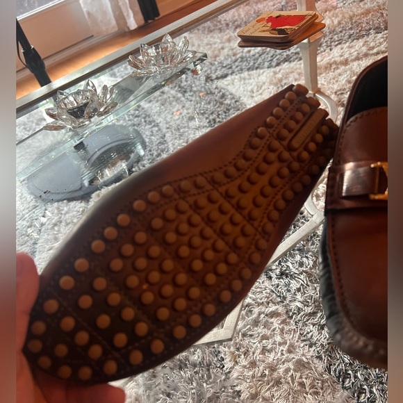 Louis V Loafers - Picture 3 of 3